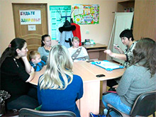 В отделении соцпомощи в Черняховске беременные встретились с психологом