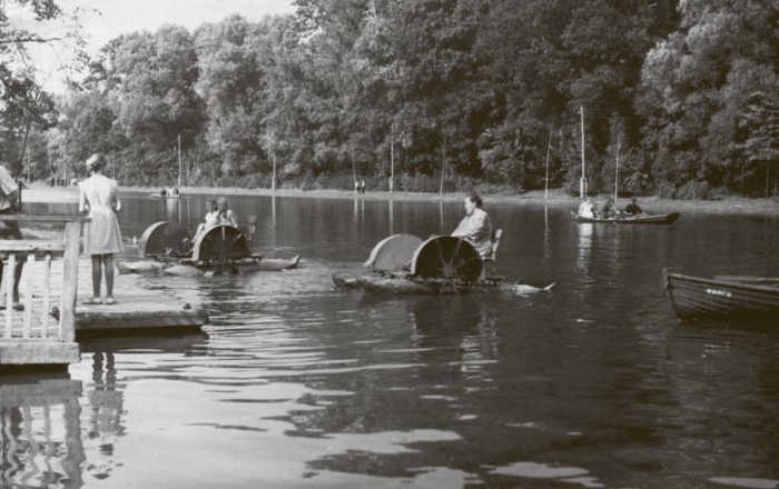 Лодочная станция в городском парке. Конец 1950-х – начало 1960-х годов, Черняховск