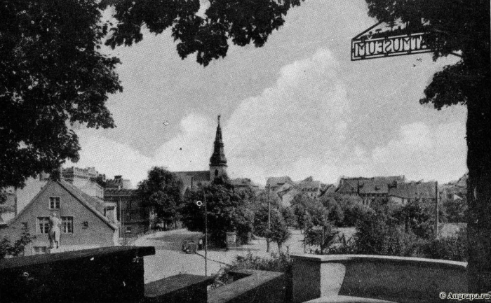 Vom Eingang des Heimatmuseums im Ostteil des Alten Schlosses Ordensburg, Insterburg