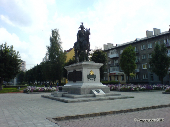 Памятник Барклаю-де-Толли, Черняховск