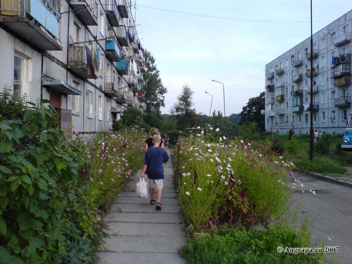 Улица Ленинградская, двор дома 16/6, Черняховск