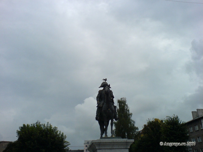 Памятник Барклаю-де-Толли, Черняховск