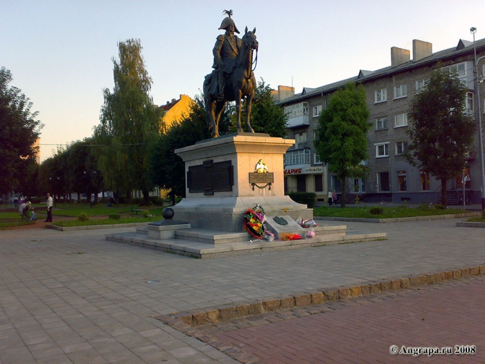 Памятник Барклаю-де-Толли, Черняховск