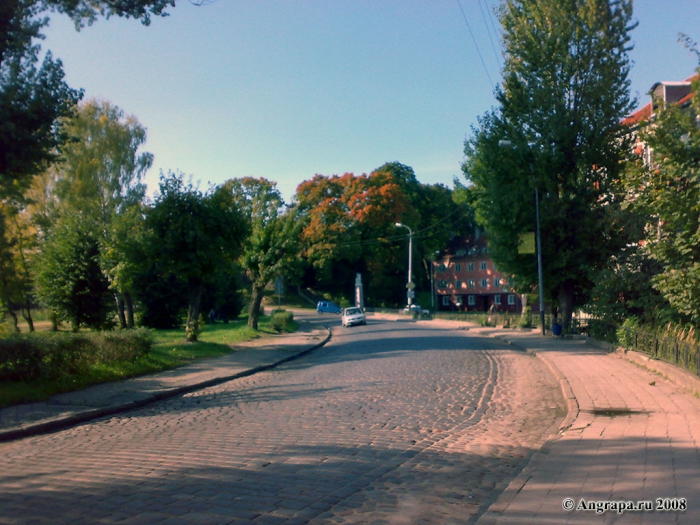 Улица Партизанская (вид на замок Инстербург), Черняховск