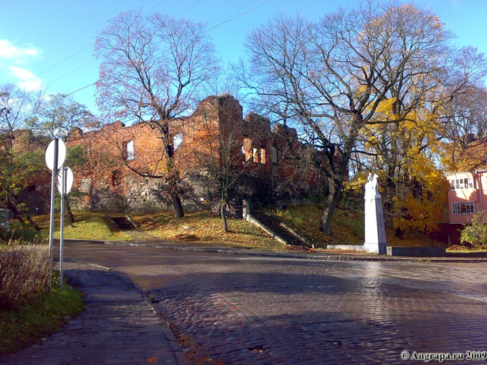 Замок Инстербург (угол улиц Льва Толстого и Партизанская), Черняховск