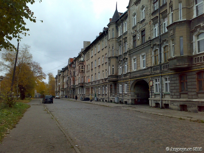 Улица Комсомольская, Черняховск