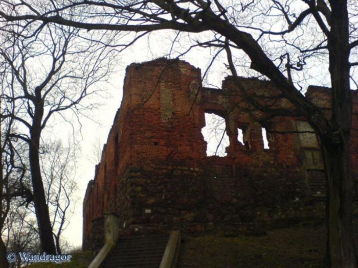 Замок Инстербург (угол улиц Льва Толстого и Партизанская), Черняховск