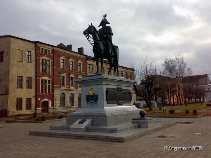 Памятник Барклаю-де-Толли, Черняховск