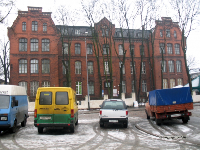 Здание по улице Спортивной (рядом с водонапорной башней), Черняховск