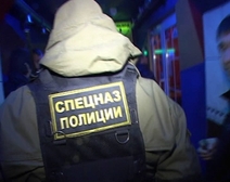 Десять молодых людей с дискотеки в Черняховске вызвали подозрение у наркополицейских