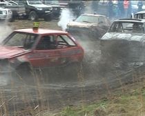 В Черняховске прошли соревнования по контактным автогонкам