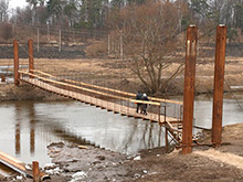 В Черняховском районе новый мост обещают сдать к осени 2014 года